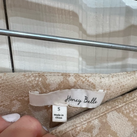 Honey Belle mini skirt - Picture 2 of 3